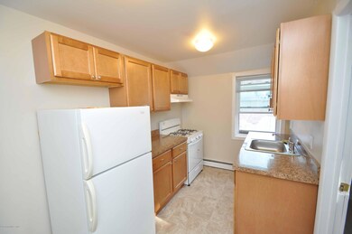 1607 Main St unit Upper South, Belmar, NJ 07719 - photo 3