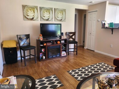 100 E Glenolden Ave unit E3, Glenolden, PA 19036 - photo 7