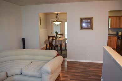 Dual entry to Kitchen area