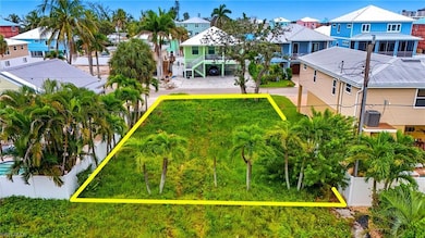 137 Pearl St, Fort Myers Beach, FL 33931 - photo 6