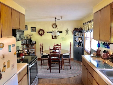 3120 Daniels Farm Rd, Saint Johnsbury, VT 05819 - photo 6