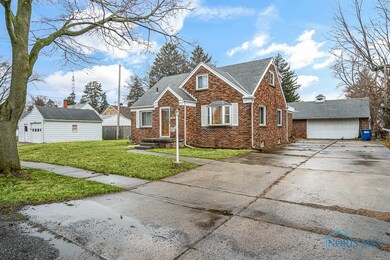 2373 114th St, Toledo, OH 43611 - photo 3