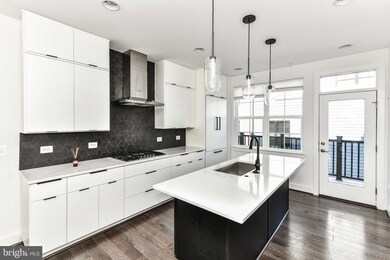 1868 Michael Faraday Dr, Reston, VA 20190 - photo 4