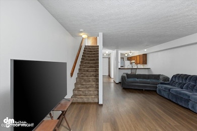 03-IMG_5839_Living Room_Unit 1_SSW