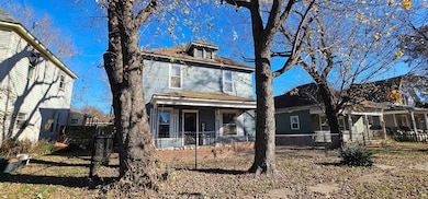 817 N C St, Wellington, KS 67152 - photo 2