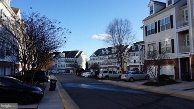 1819 Cedar Cove Way unit 101, Woodbridge, VA 22191 - photo 6