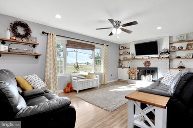 13915 Paradise Church Rd, Hagerstown, MD 21742 - photo 5