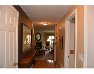 237 Bridle Cross Rd, Fitchburg, MA 01420 - photo 5