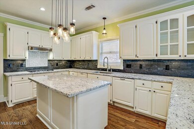 18-132 Pine Ridge Dr
