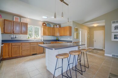 1149 Lincoln Rd, Oregon, WI 53575 - photo 7