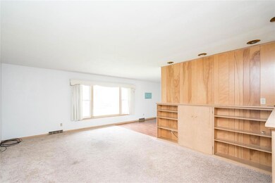 810 15th St, Perry, IA 50220 - photo 5