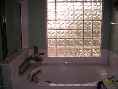 922 N Sicily Dr unit 2, Chandler, AZ 85226 - photo 7