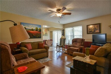 3609 Peregrine Dr, Norman, OK 73072 - photo 4