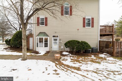 1990 Pawlet Dr unit 25C, Crofton, MD 21114 - photo 2