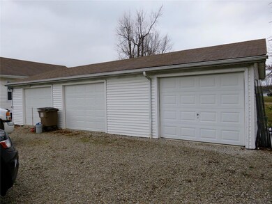 Detached Garage