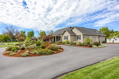 2209 Old Stage Rd, Central Point, OR 97502 - photo 4