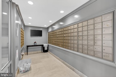 Park Sutton Condominiums unit 618, Silver Spring, MD 20910 - photo 4