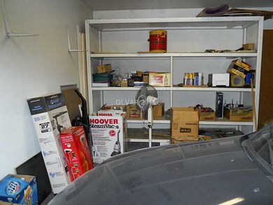 Property Photo. garage