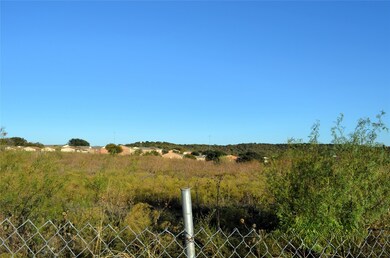 6151 Sportsmans Pkwy, Dallas, TX 75211 - photo 4