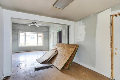 129 W 4th St, Anderson, IN 46016 - photo 5