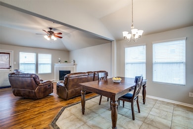 16739 Warbler Dr, Conroe, TX 77385 - photo 5