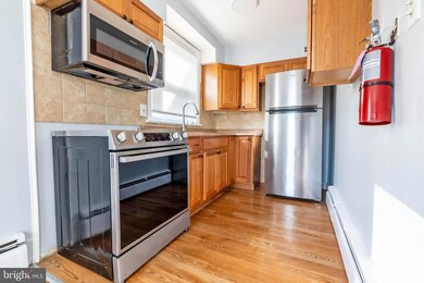 39 E La Crosse Ave unit FIRST FLOOR, Lansdowne, PA 19050 - photo 4