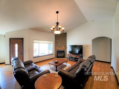 101 Appleford Dr, Asotin, WA 99402 - photo 3