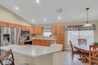 Spacious Breakfast Bar