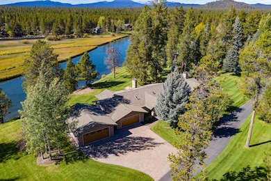 55655 Gatehouse Ln, Bend, OR 97707 - photo 2