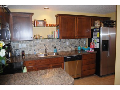 21385 NW Rockne Way unit 6A, Beaverton, OR 97006 - photo 4
