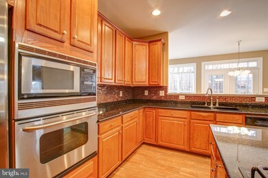 2841 Powell Dr, Woodbridge, VA 22191 - photo 3