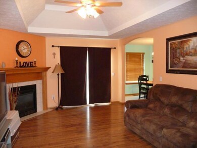 426 W White Ash St, Nixa, MO 65714 - photo 2
