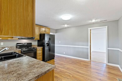 709 Maple St, Tipton, IN 46072 - photo 3