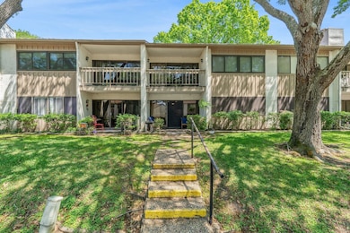 12100 Melville Dr unit 407D, Montgomery, TX 77356 - photo 3