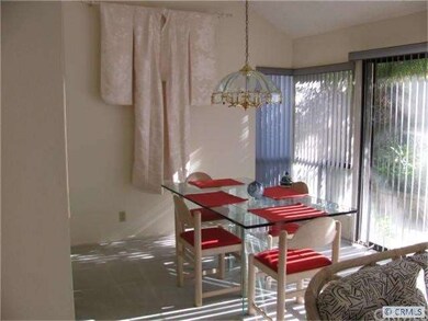 Dining room , next to kitchen by living room