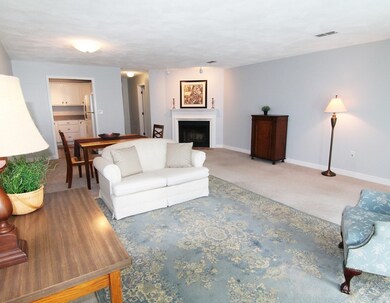 75 Page Rd unit 8, Bedford, MA 01730 - photo 3