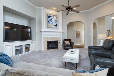 308 Frazier Dr, Hurst, TX 76053 - photo 7