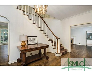 Foyer.