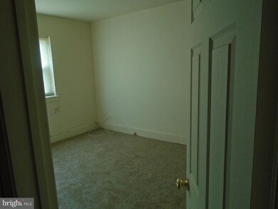 2915 Grantley Ave, Baltimore, MD 21215 - photo 7