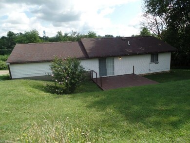 77 North St, Smithfield, OH 43949 - photo 4