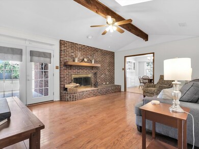 4421 Cartagena Dr, Fort Worth, TX 76133 - photo 3