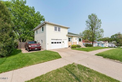 908 N 14th St MLS-10