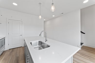 708 N Dupont Ave, Nashville, TN 37115 - photo 6