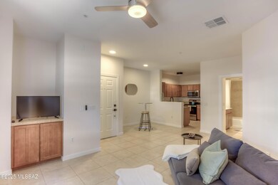 12 LIving Room photo d