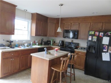 9122 Robin Rd, Disputanta, VA 23842 - photo 4