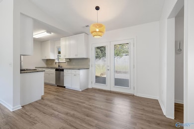 811 Sunshine St SW, Hartselle, AL 35640 - photo 6