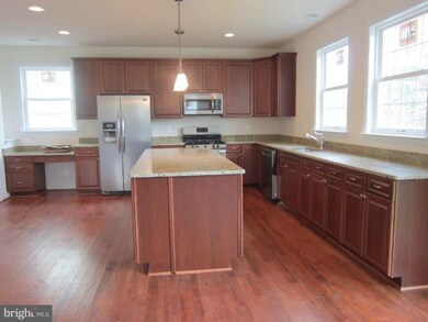1811 Chaneys Grant Ct, Crofton, MD 21114 - photo 6