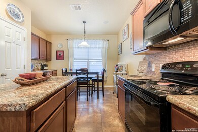 10324 Fairlong Trail, San Antonio, TX 78254 - photo 7