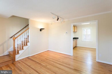 5914 Williamsburg Rd, Alexandria, VA 22303 - photo 2