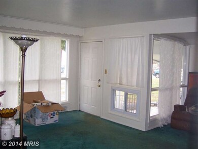 6403 Hawthorne St, Hyattsville, MD 20785 - photo 2